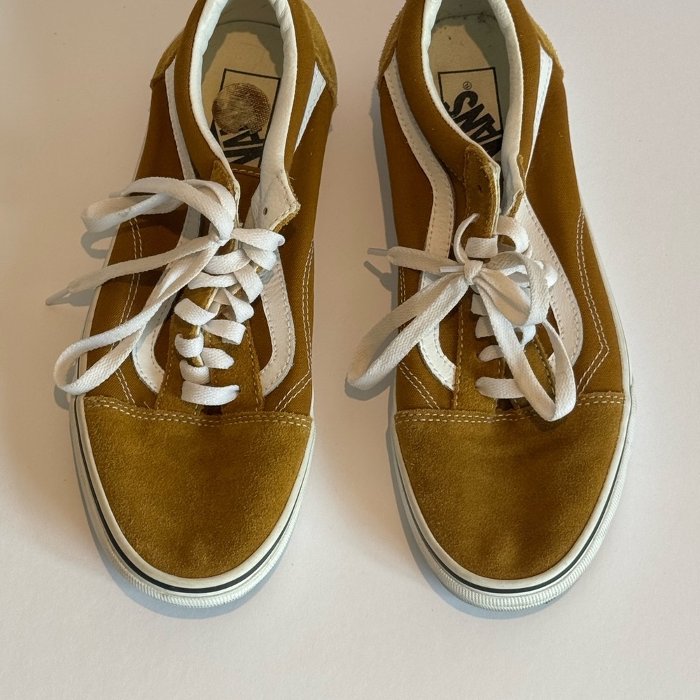Vans Men’s Old Skool Suede Sneakers - Mustard/White